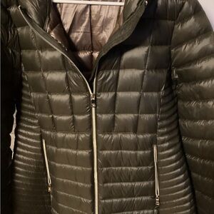 Calvin Klein Women's Puffer Jacket - olive green